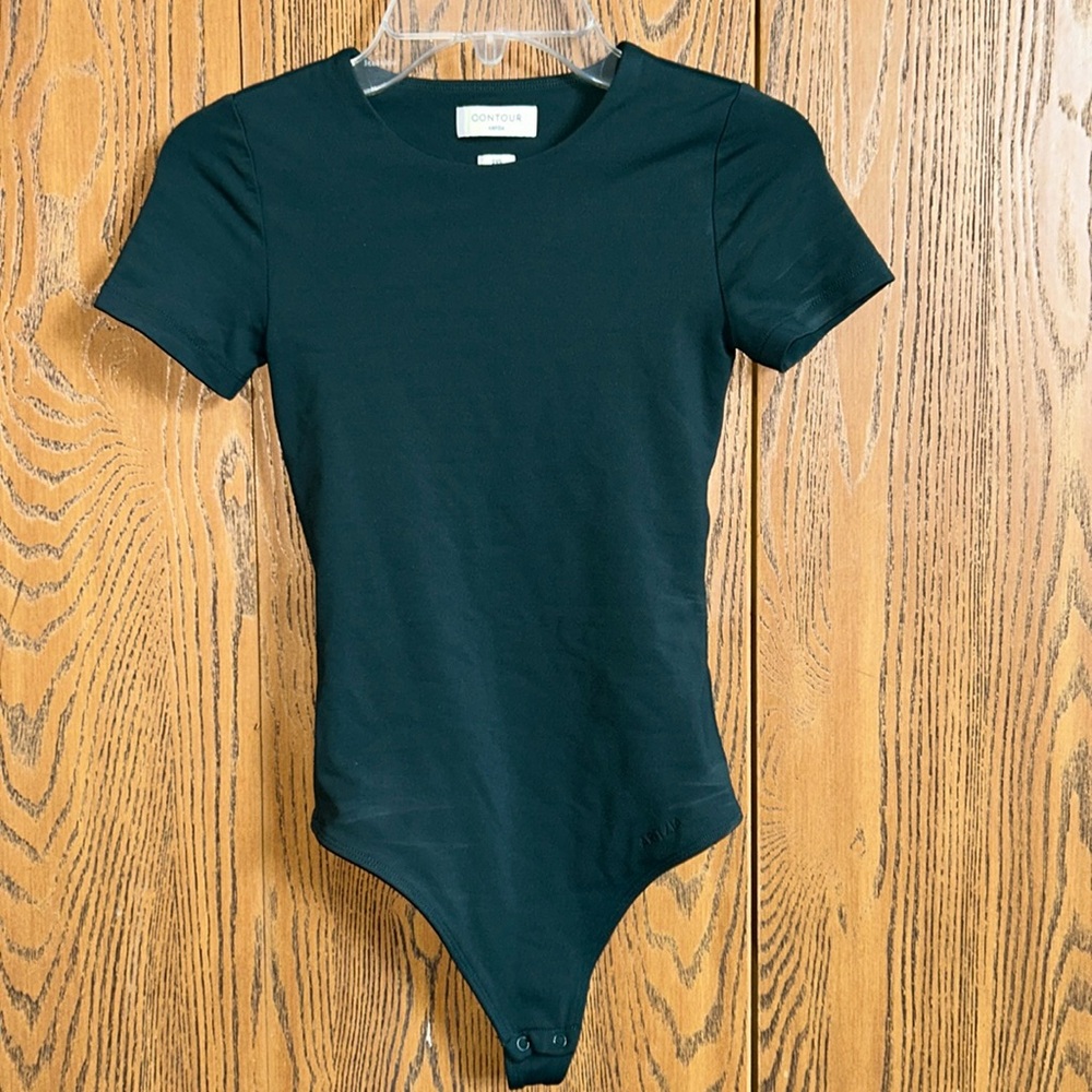 Aritzia contour body suit